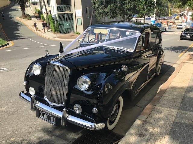 Vanden Plas Classic Wedding Car Hire Brisbane